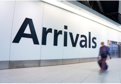 heathrow to gatwick airport transfer family friendly with child seat